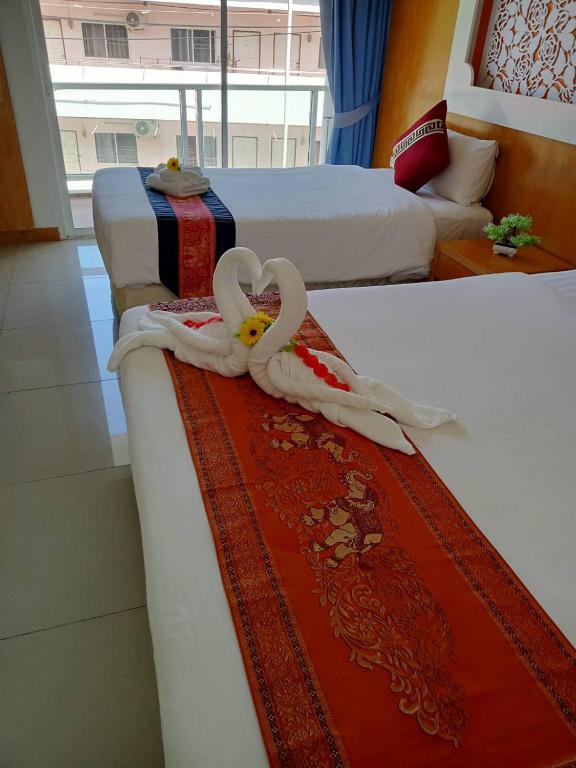 T & C Hotel Patong Beach - Resim 24