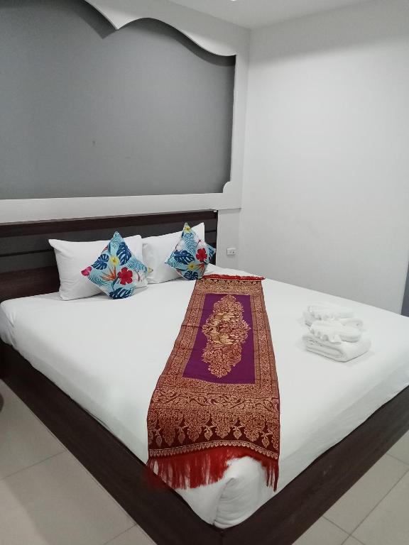 T & C Hotel Patong Beach - Resim 40