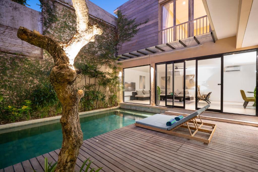 لابی و فضای عمومی Villa Biku - تصویر ۵