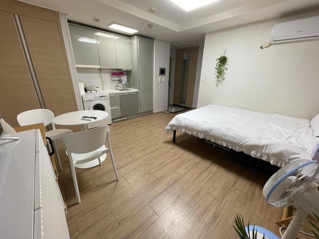 Gangnam House#good price#Luxury#Confort#Best location的厨房或小厨房