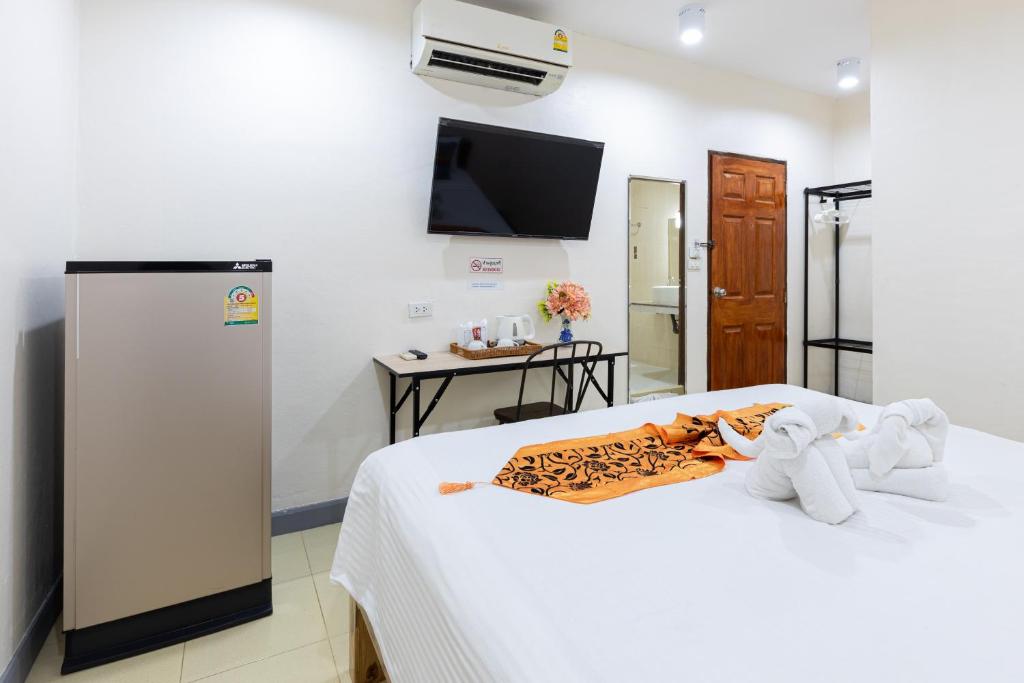 PMS Boutique Patong - Resim 18