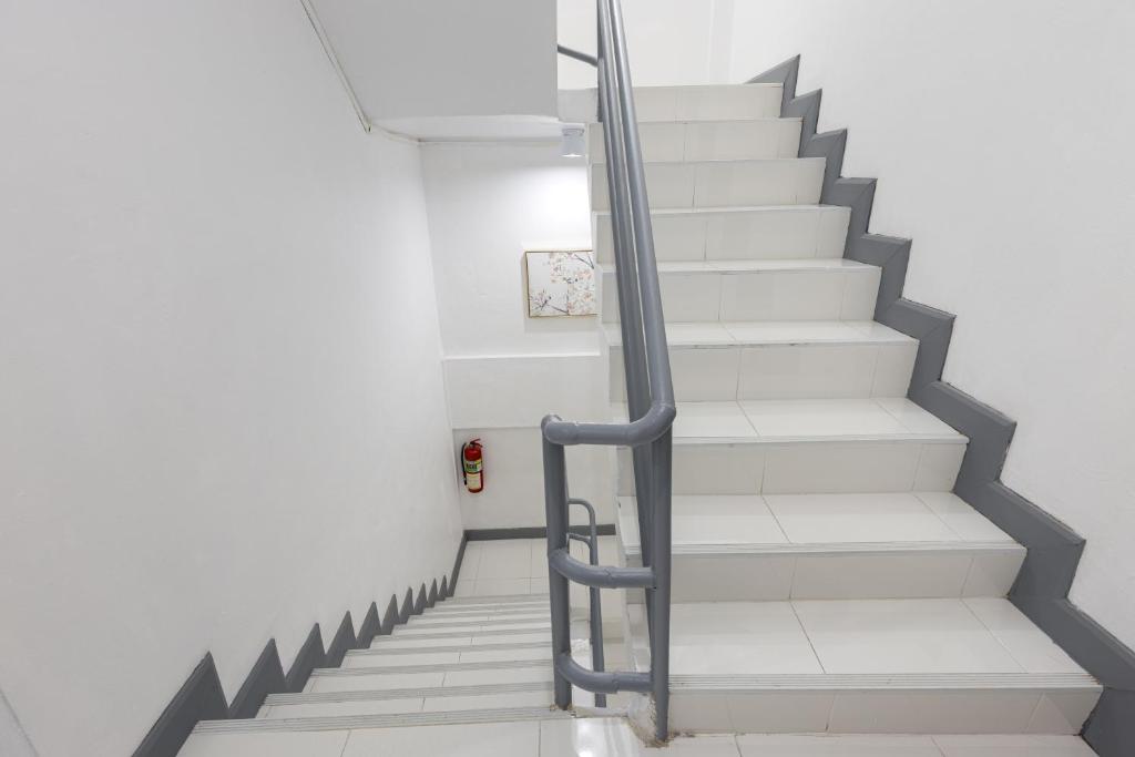 PMS Boutique Patong - Resim 38