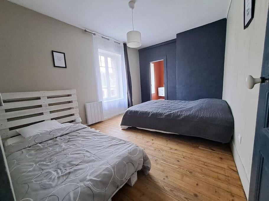 Zdjęcie z galerii obiektu LES ASPRES - Maison 7 personnes w mieście Notre-Dame-dʼAspres