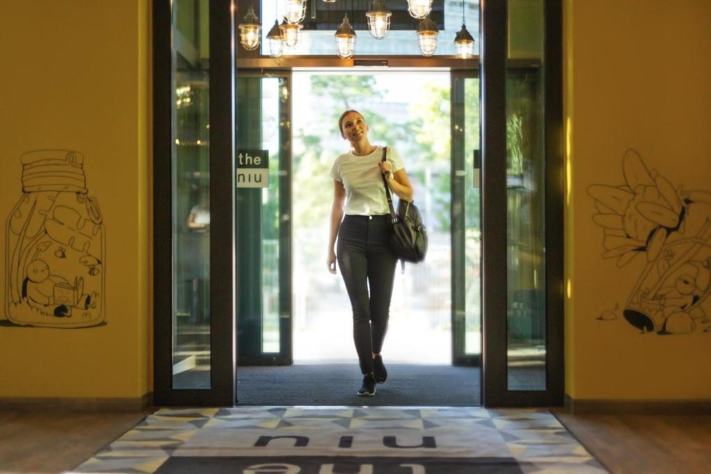 Holiday Inn - the niu, Dwarf Berlin Schöneberg by IHG - Resim 43