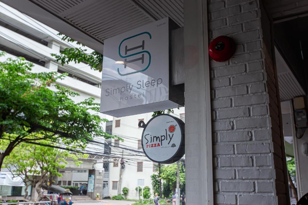 Simply Sleep Hostel - Resim 9