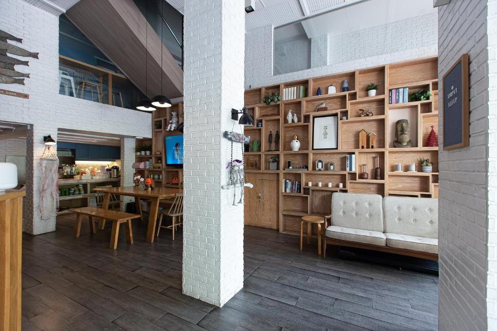 Simply Sleep Hostel - Resim 13