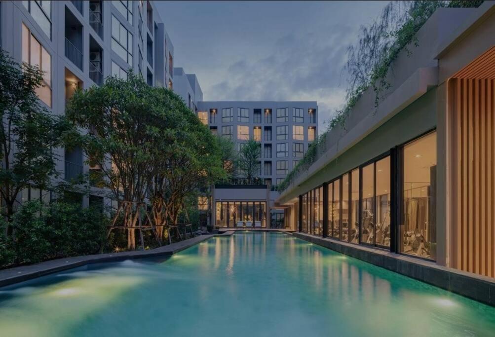 View of Luxury Apartments For Rent in The Retreat at City Center, Aurora ...
