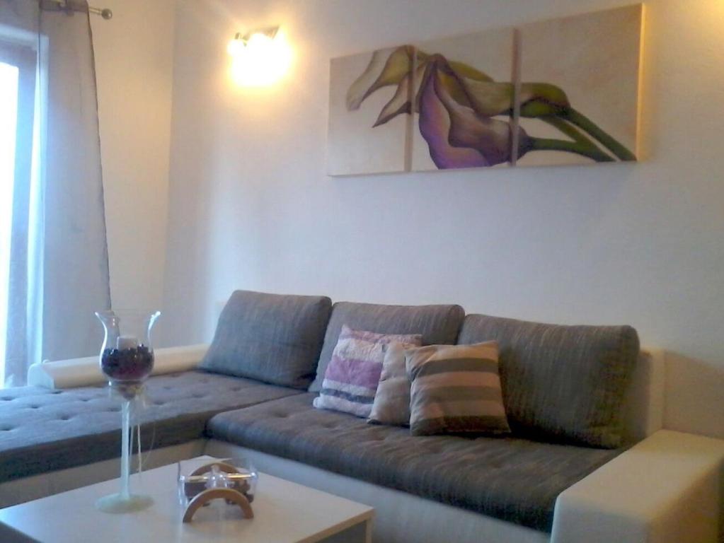 Zdjęcie z galerii obiektu Apartments Dioniza w mieście Jelsa