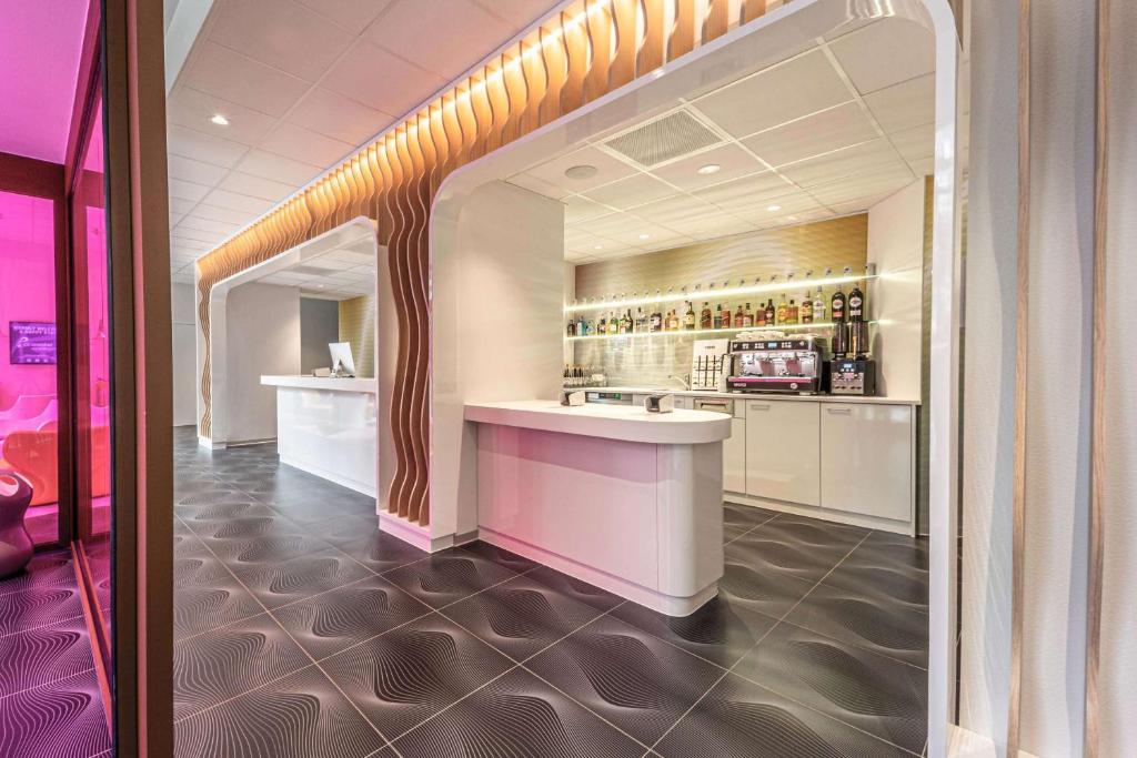 Lounge nebo bar v ubytování Prize by Radisson, Antwerp City