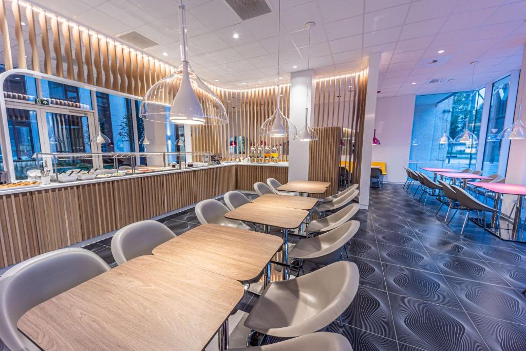 Prize by Radisson, Antwerp City - Resim 43