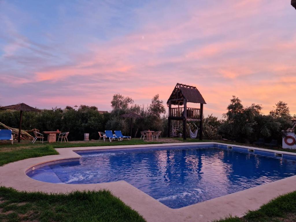 Piscina en o cerca de Molino La Nava