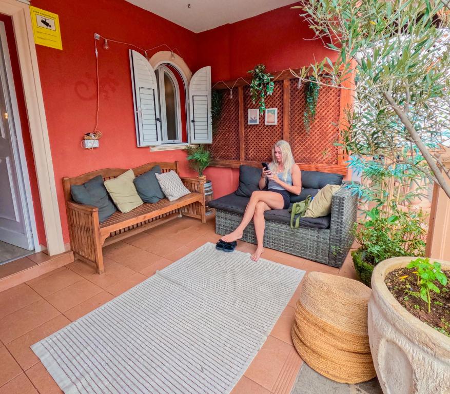 Posezení v ubytování Duque Nest Hostel