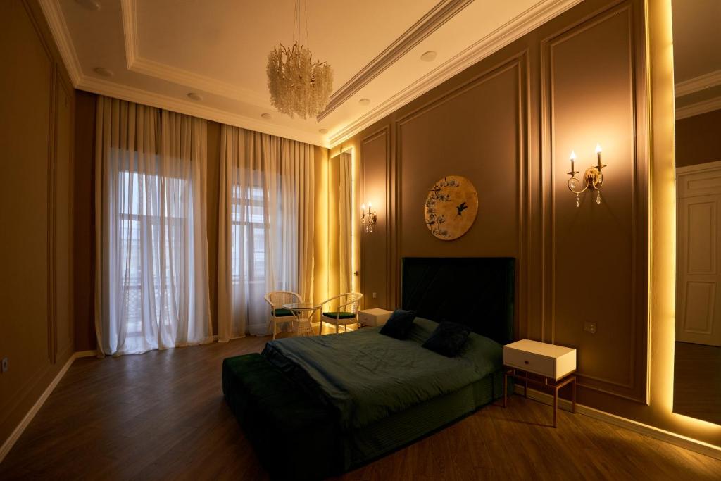 Llit o llits en una habitació de Sea View Boulevard Apartment