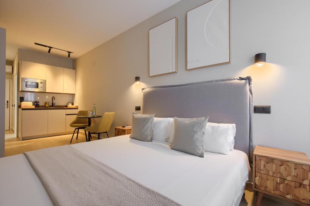 Dobo Madrid Murillo - Double Room