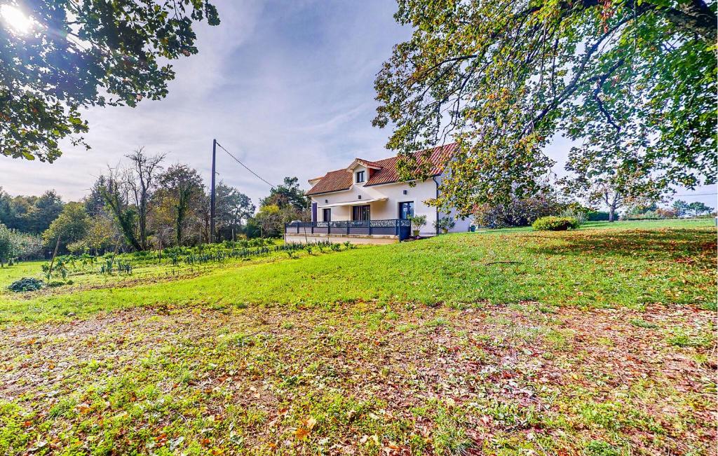 Zahrada ubytování 4 Bedroom Amazing Home In Sanilhac