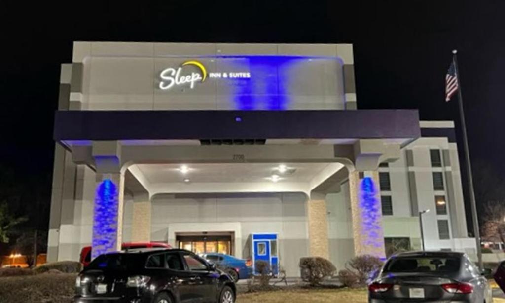 Sleep Inn & Suites - Housity