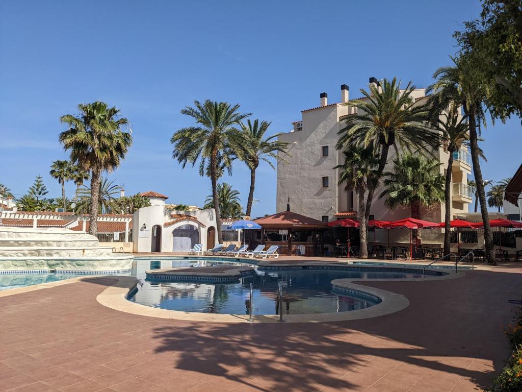 Estudio Loft con Piscina, Playa y Wifi