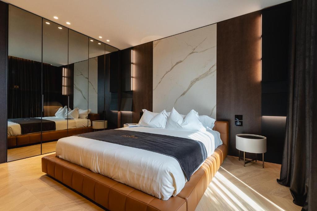 Green Park Penthouse Suite & Pool - Heated Pool -