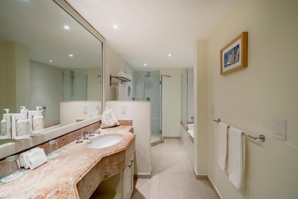 Un baño de Iberostar Selection Cancun - All Inclusive