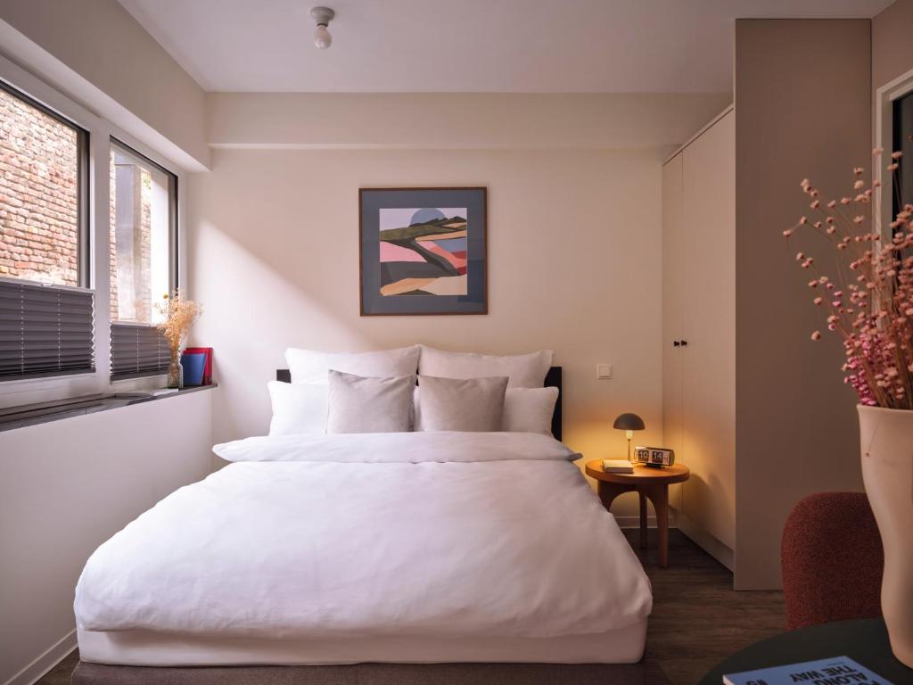 STAYERY Cologne Sülz - Resim 24