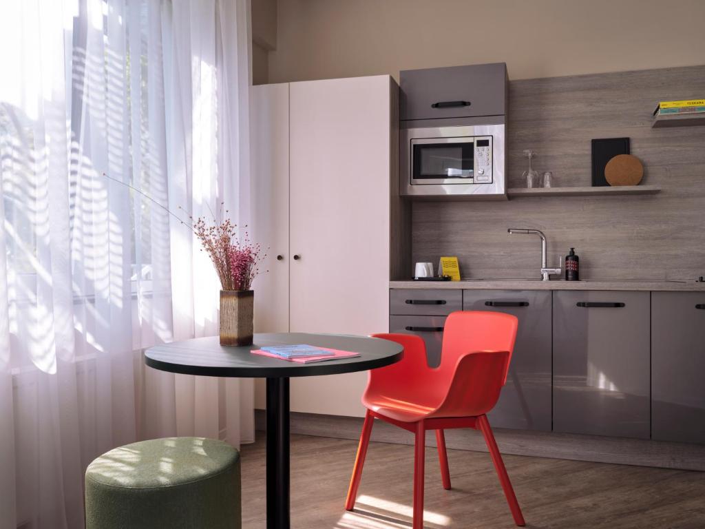 STAYERY Cologne Sülz - Resim 21