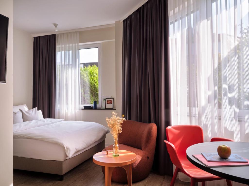 STAYERY Cologne Sülz - Resim 20