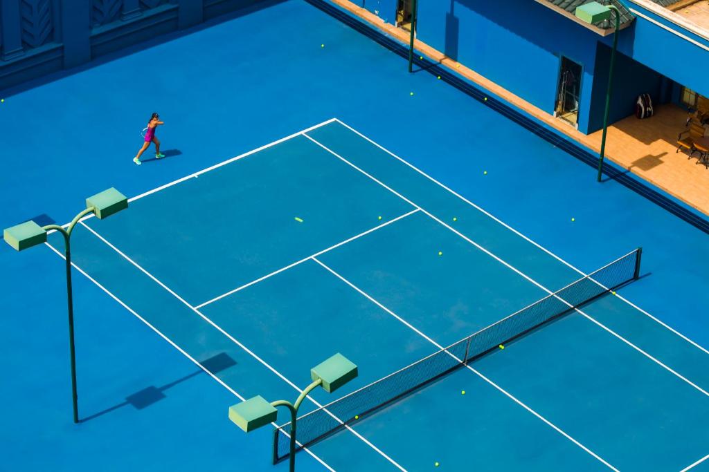 Tenis a/nebo squash v ubytování Chateau Star River Guangzhou-Chateau Star River Guangzhou-Trade Fair Shuttle Bus nebo okolí