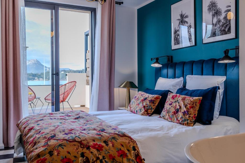 Postel nebo postele na pokoji v ubytování Chambre d'hôte luxe vue mer Miami