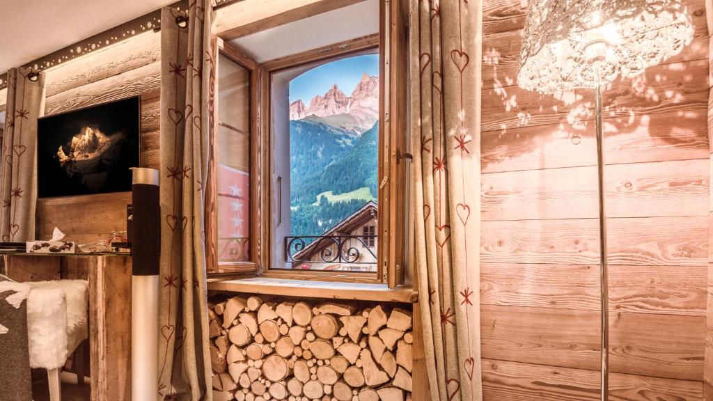 Nespecifikovaný výhled na hory nebo výhled na hory při pohledu z bed and breakfast