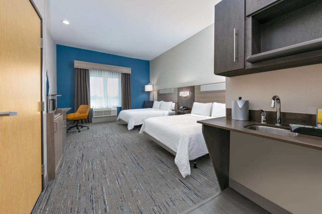 Holiday Inn Express & Suites Amarillo West, an IHG Hotel - 