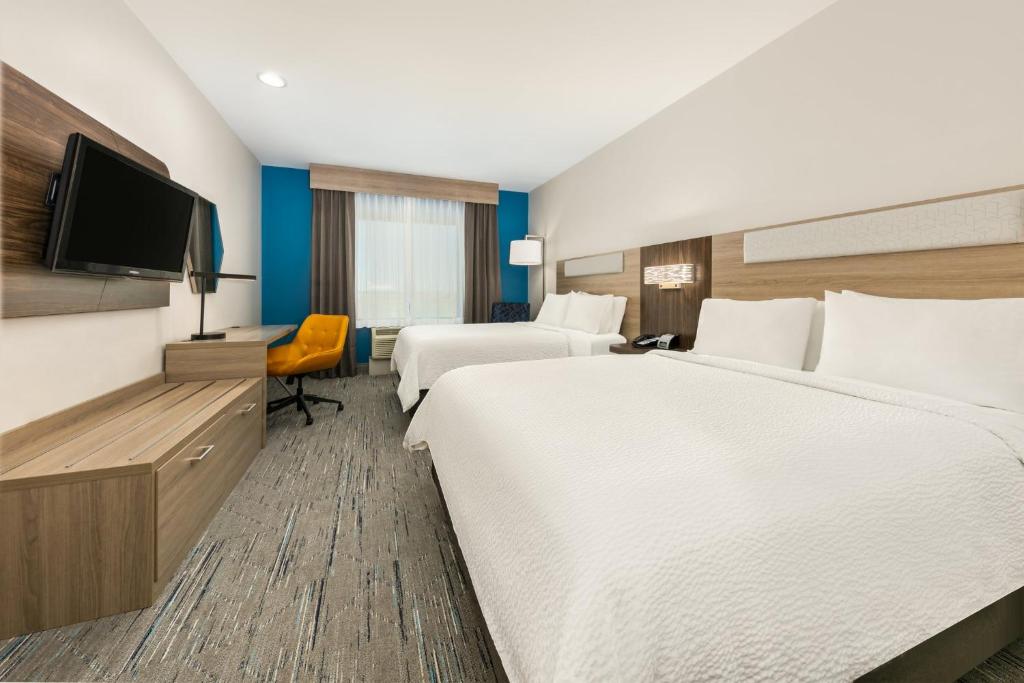 Holiday Inn Express & Suites Amarillo West, an IHG Hotel - 