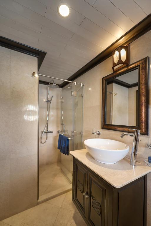 Paradise Sails Cruise - 4