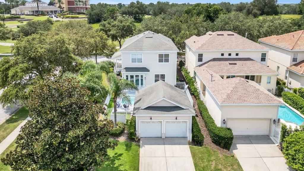 Fotografie z fotogalerie ubytování Enchanting home in perfect location v destinaci Kissimmee