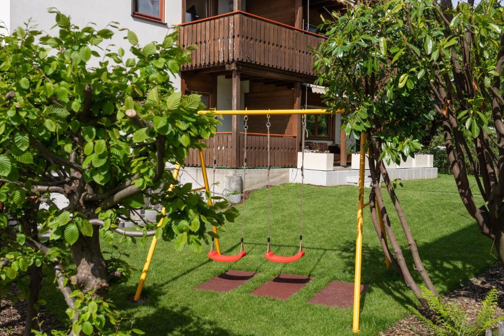 Zahrada ubytování Between Lakes Apartments - 58