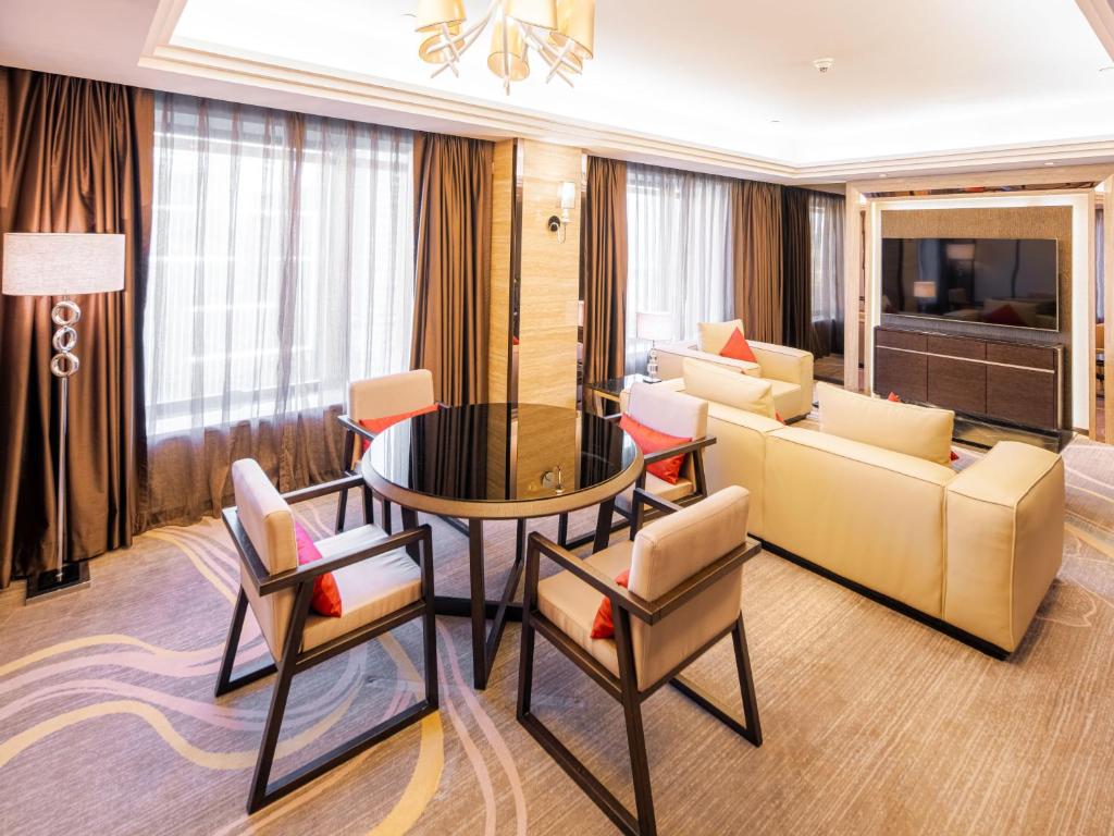 Posezení v ubytování Grand Emperor Hotel