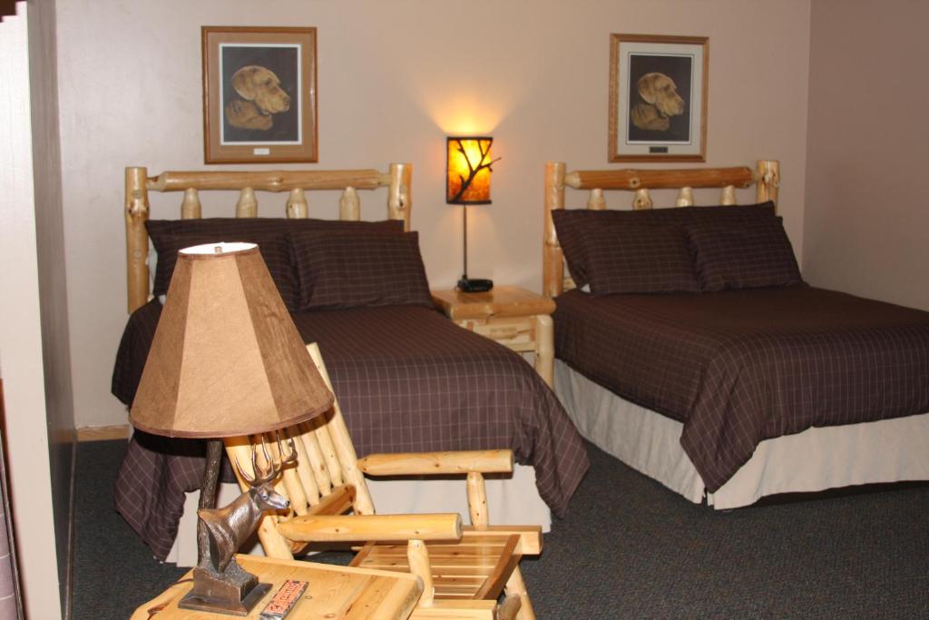 Gladstone Inn and Suites - Habitación Doble Con Dos Camas Dobles