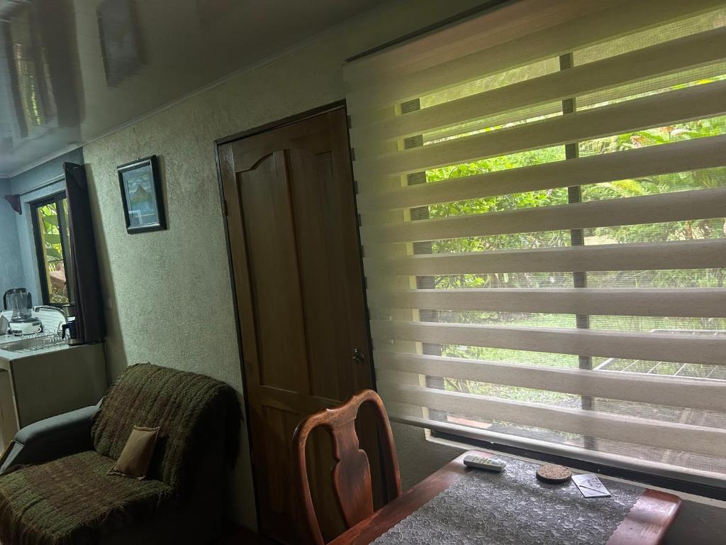 Posezení v ubytování Granja Agua Azul, Wi-FI,AC-WC,Parking,la Fortuna