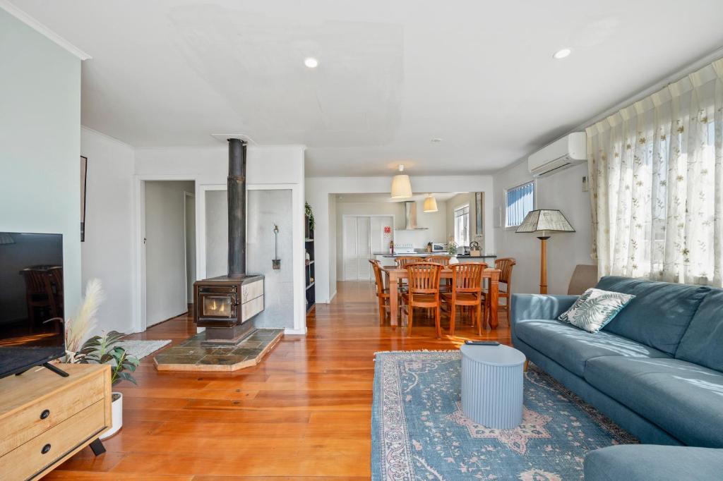 Authentic Kiwi Lodge by the Lake - Resim 5