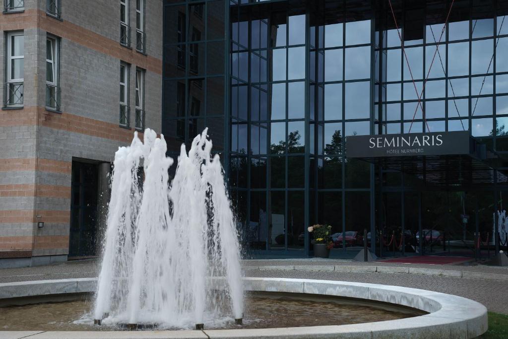 Seminaris Hotel Nürnberg - Resim 8