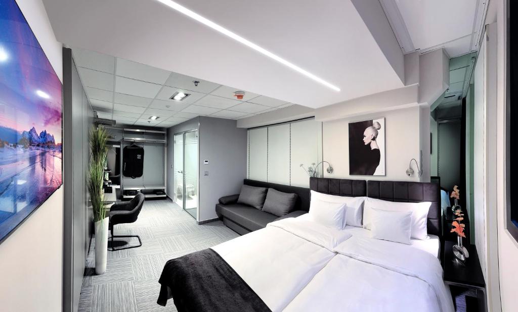 
Atryum Inside View Double Room with Extra Bed
