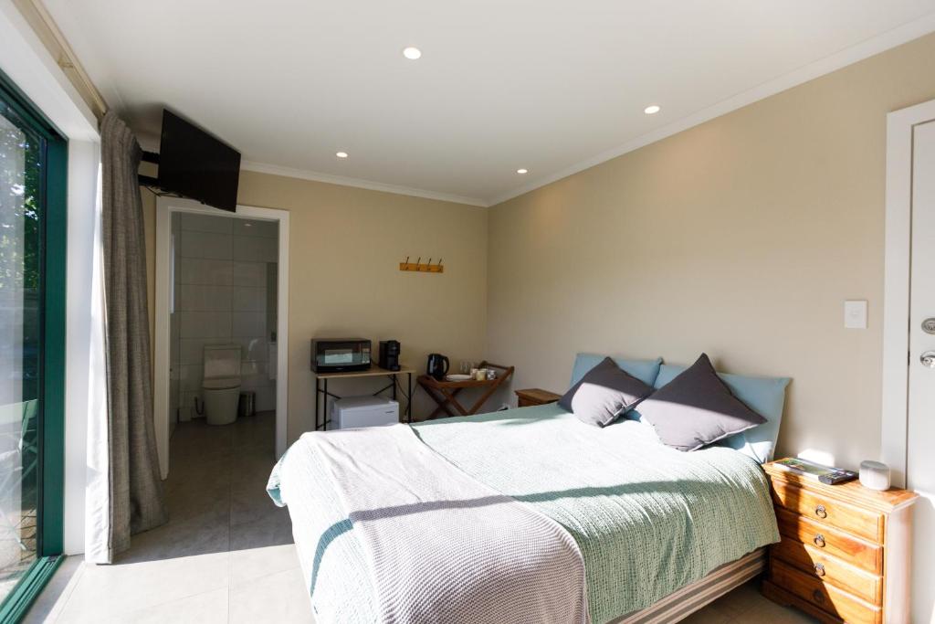 Postel nebo postele na pokoji v ubytování Private Guesthouse in Wanaka
