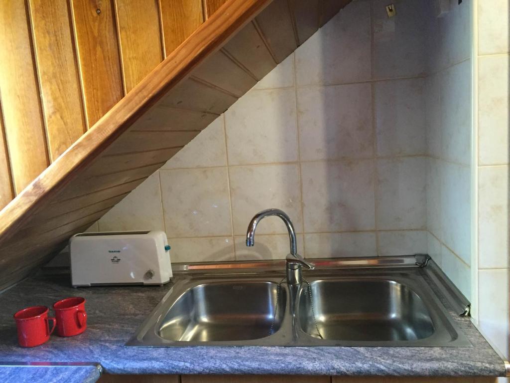 Kuchyň nebo kuchyňský kout v ubytování Estudi Casa Xulla