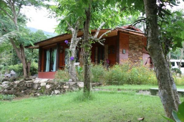 Lunda Orchid Resort - 露台的家庭房
