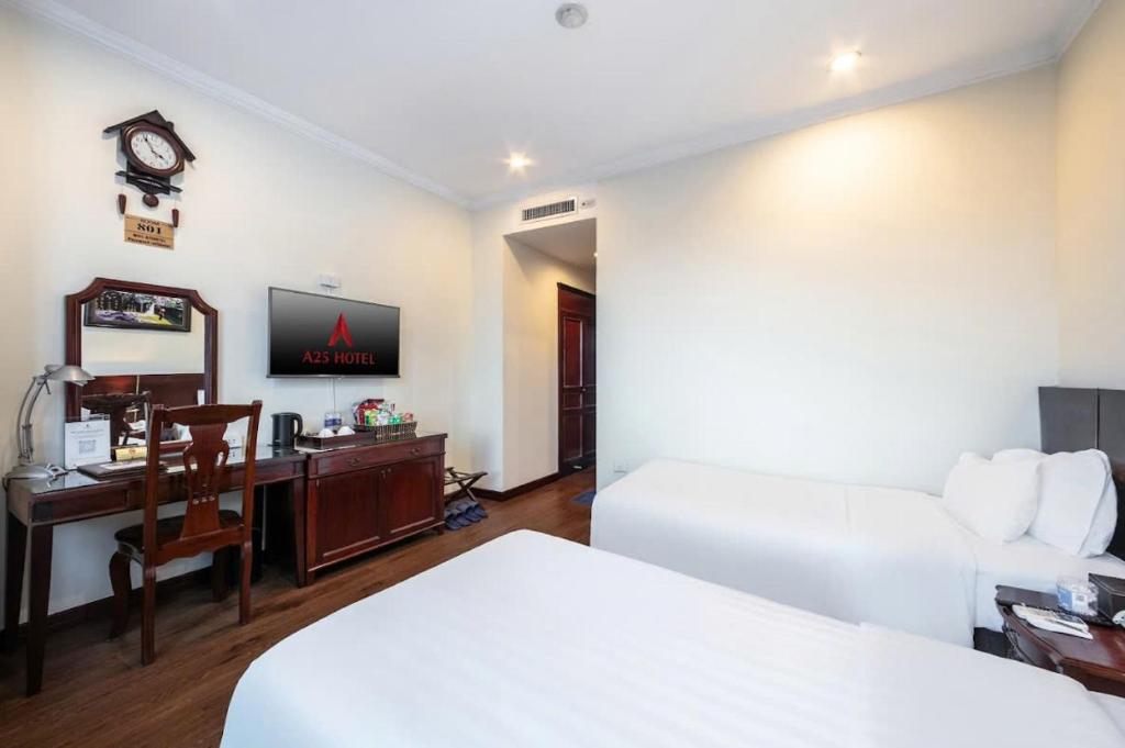 TV a/nebo společenská místnost v ubytování A25 Hotel - 15 Trần Quốc Toản