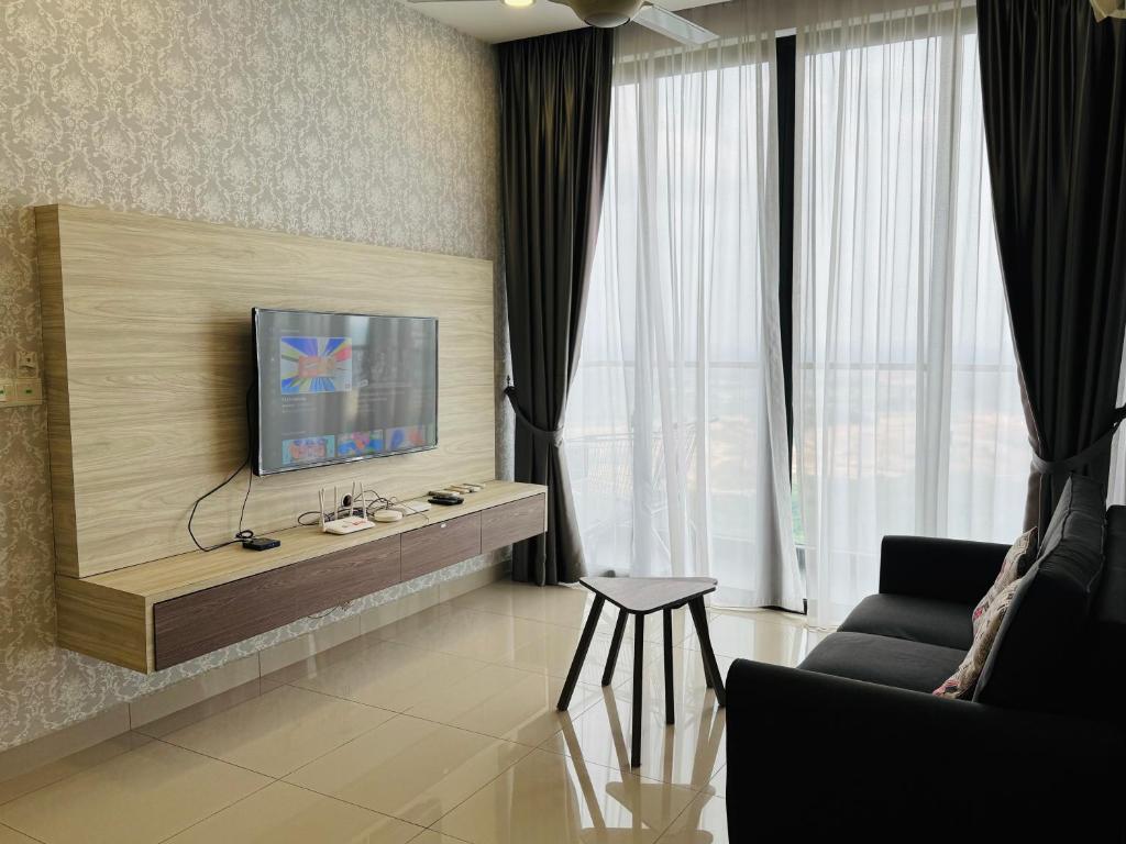 TV a/nebo společenská místnost v ubytování D'Pristine Medini, Iskandar Puteri Johor Bahru Walk to Legoland & Gleneagles