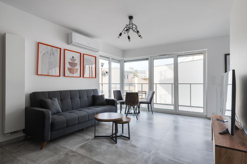 Poznań Apartments Towarowa - Family Studio