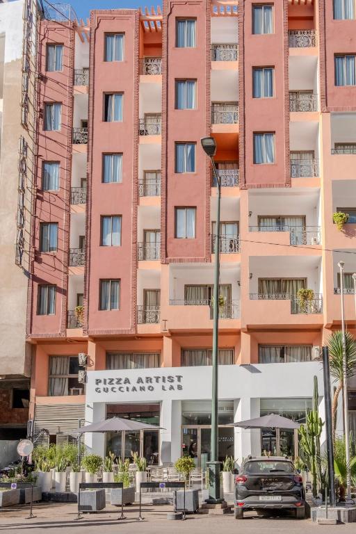 Budova, kde se hotel nachází