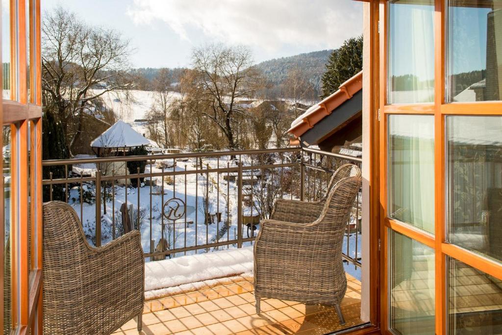 Nespecifikovaný výhled na hory nebo výhled na hory při pohledu z hotelu