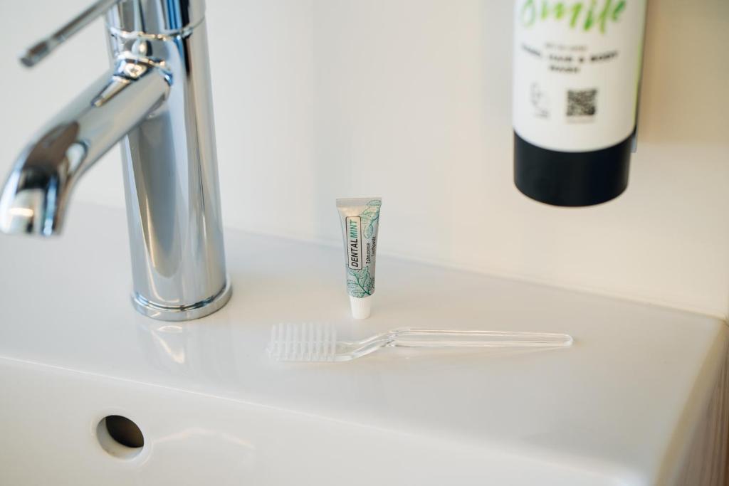 MY CLOUD Transit Hotel - Guests with international flight only! - Resim 25