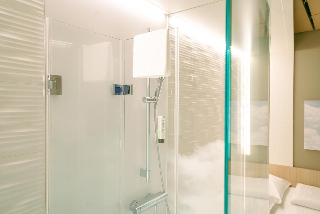 MY CLOUD Transit Hotel - Guests with international flight only! - Resim 24